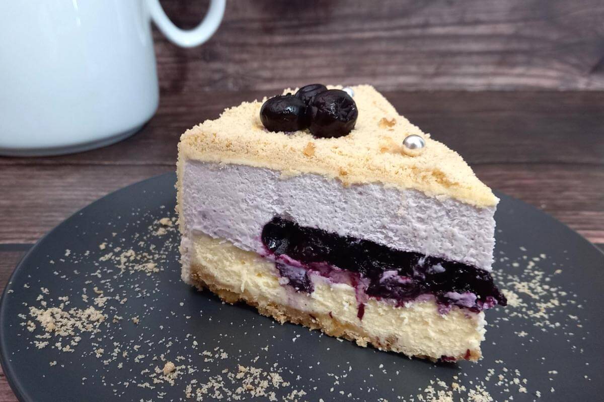 Blueberry Double Fromage Cheesecake