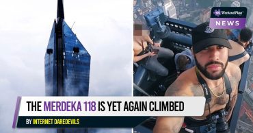 The-Merdeka--is-Yet-Again-Climbed-by-Internet-Daredevils