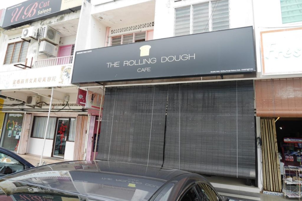 The-Rolling-Dough-Cafe